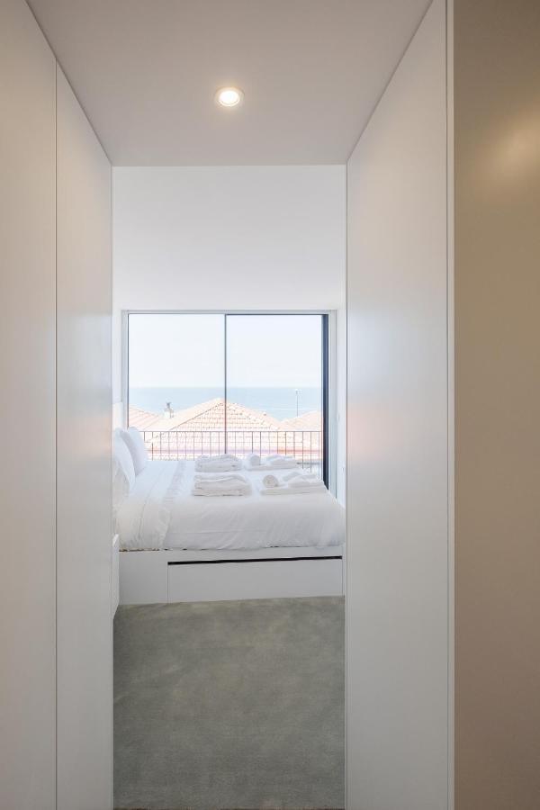 Boutique Rentals- Bliss By The Sea Apt- Ocean views in Foz Beach Porto Exterior foto