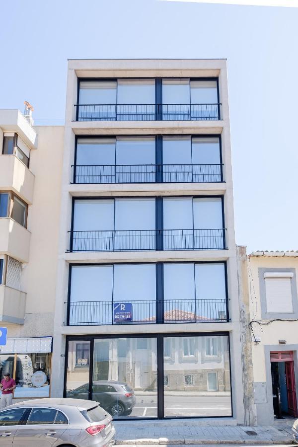 Boutique Rentals- Bliss By The Sea Apt- Ocean views in Foz Beach Porto Exterior foto