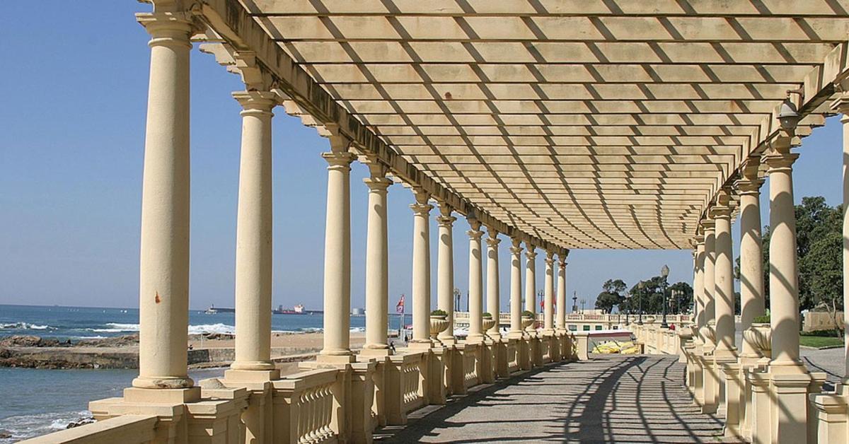 Boutique Rentals- Bliss By The Sea Apt- Ocean views in Foz Beach Porto Exterior foto